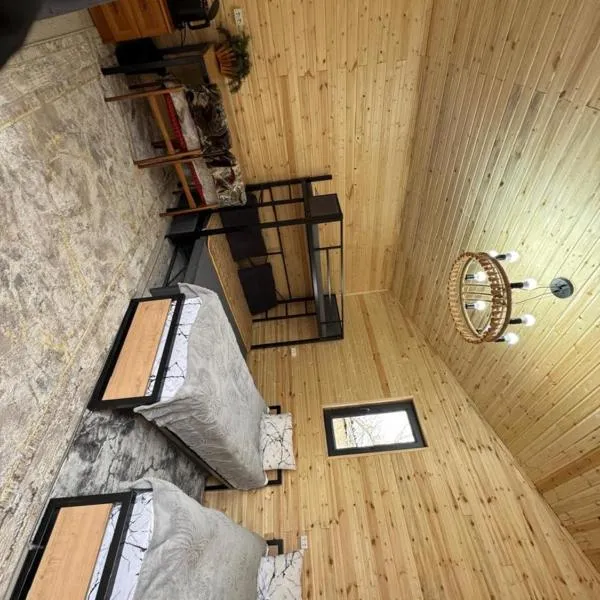 Han Karakol, hotel i Karakol