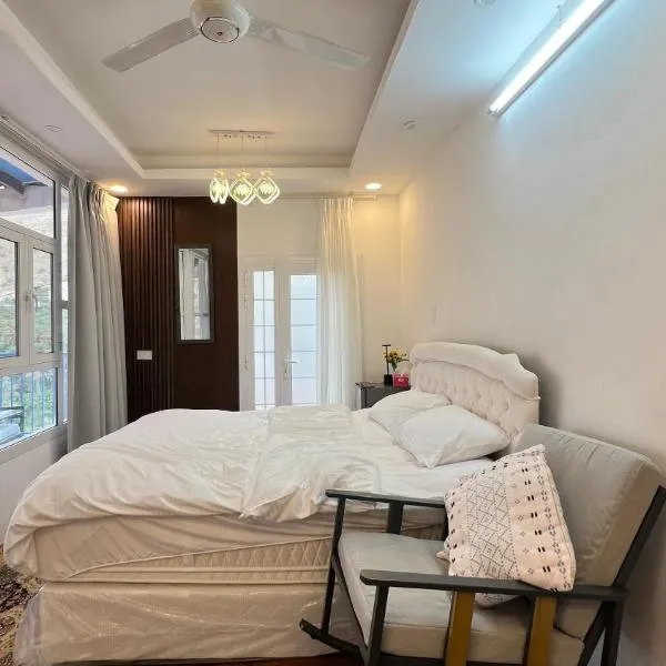 Hawer Inn - wadi bani Khalid، فندق في Biḑ‘ah