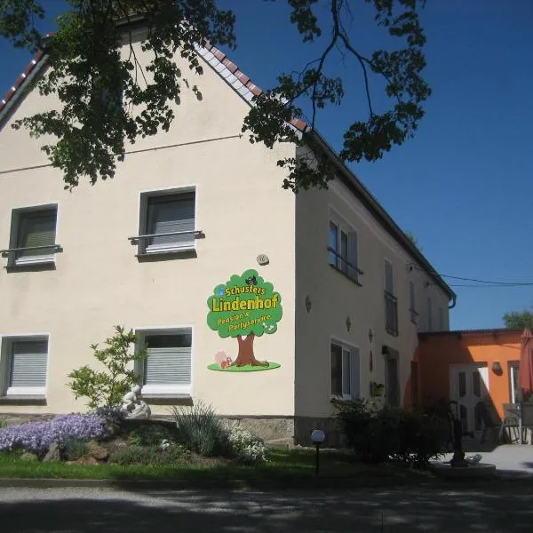 Schusters Lindenhof, готель у місті Будишин