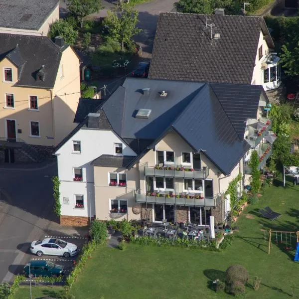 Weinbergs Loge, hotel din Ernst