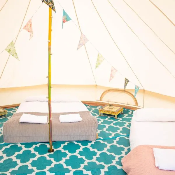Glamping at Hay Festival, hotel in Hay-on-Wye
