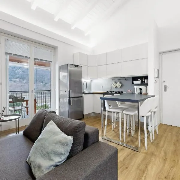 Cleo Home, hotel en Colico