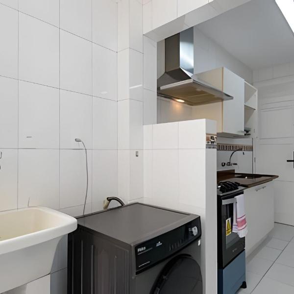 Luxuoso! Enorme 3 quartos reformado, com Garagem - Foto 3