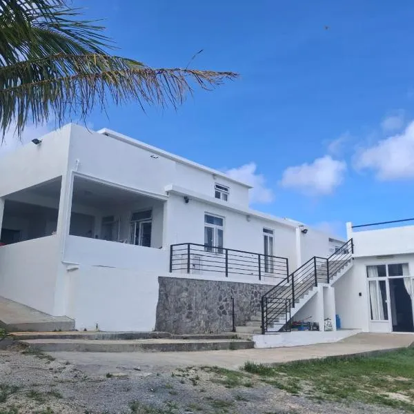 Ô Bercail du Sud-Hibiscus chez Jeannette, Hotel in Mt Bois Noir