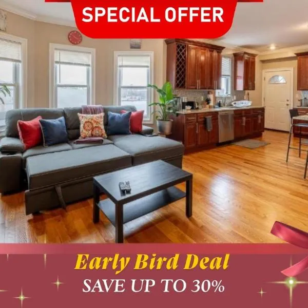 90 - 4BR Dorchester - Cozy Apt near Marina Bay & Parks, hotel din Boston