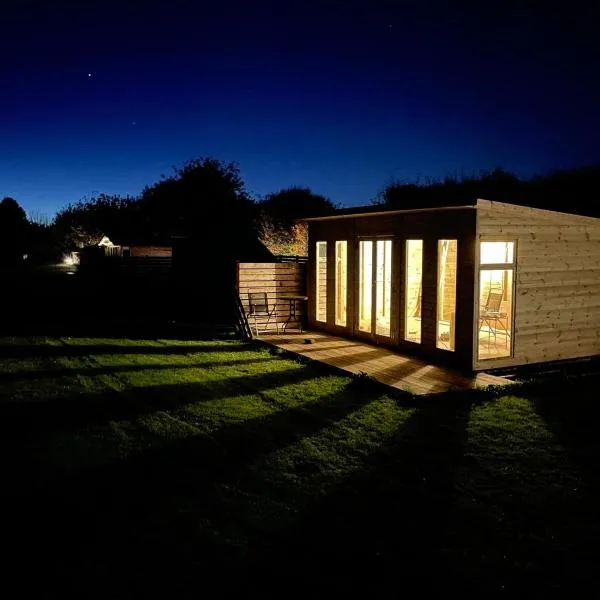 Yellowhammer Hut at Carr House Farm, hotel a Cayton