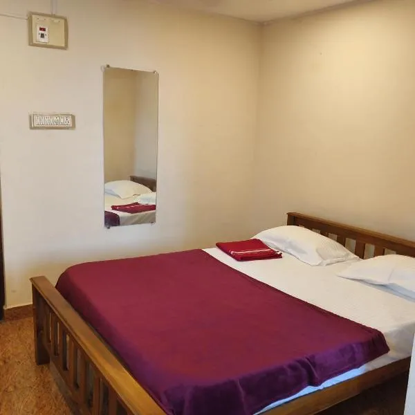 Travelers Hub Manipal, hotel in Udupi
