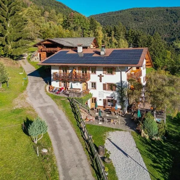 Berggasthof Messnerhof, hotel em Barbiano