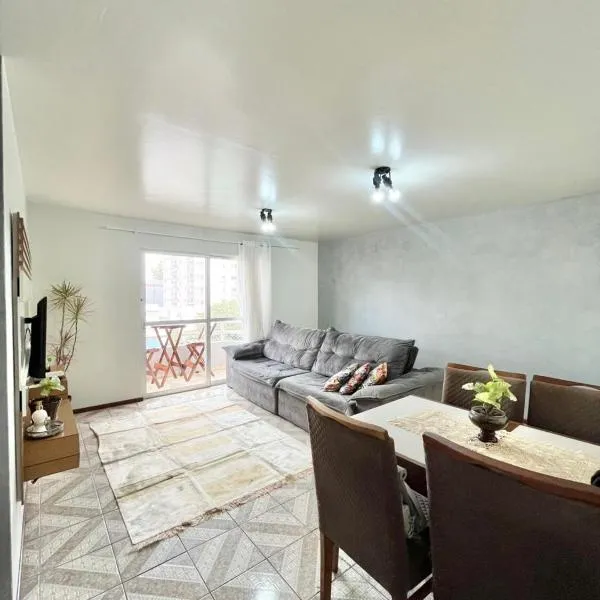 Cascavel में, होटल Apartamento amplo próximo ao shopping JL