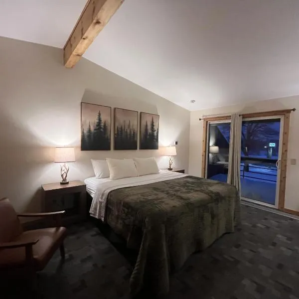 Timber Inn, hotel em Phillips