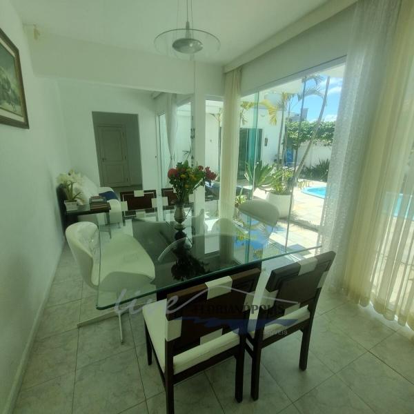 Casa com 3 suítes e piscina em Jurerê I LIVE1320-T - Foto 5
