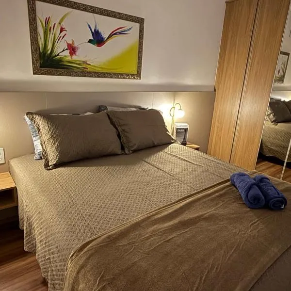 Apartamento beija flor piscina mercado e garagem โรงแรมในโตเลโด