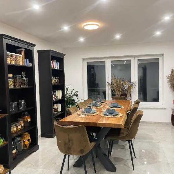 Ganze Etage - Zentral - Messe gut erreichbar, hótel í Hannover