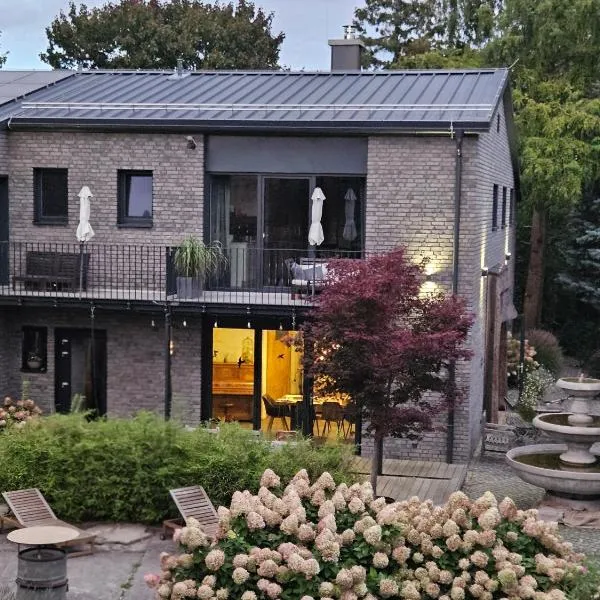 Hey Spreewald Ferienapartments, hotelli kohteessa Lübben