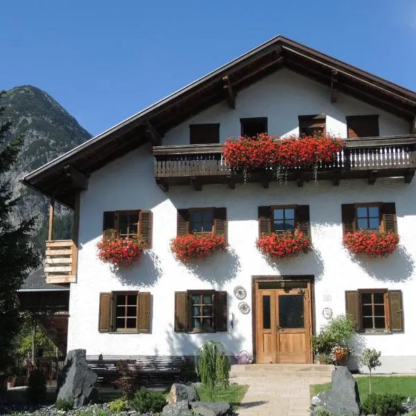 Trudis Hoamat, hotel v destinaci Bach