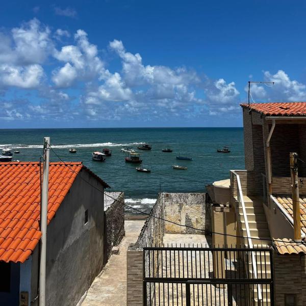 Beachfront apartment in Arembepe