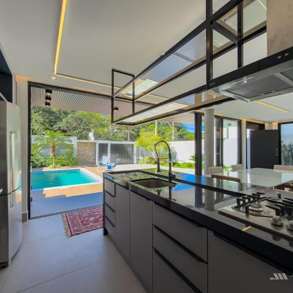 Casa Vivá Piscina Privativa, pertinho da Praia no Estaleirinho, wi-fi e 3 Suítes Climatizadas - Foto 5