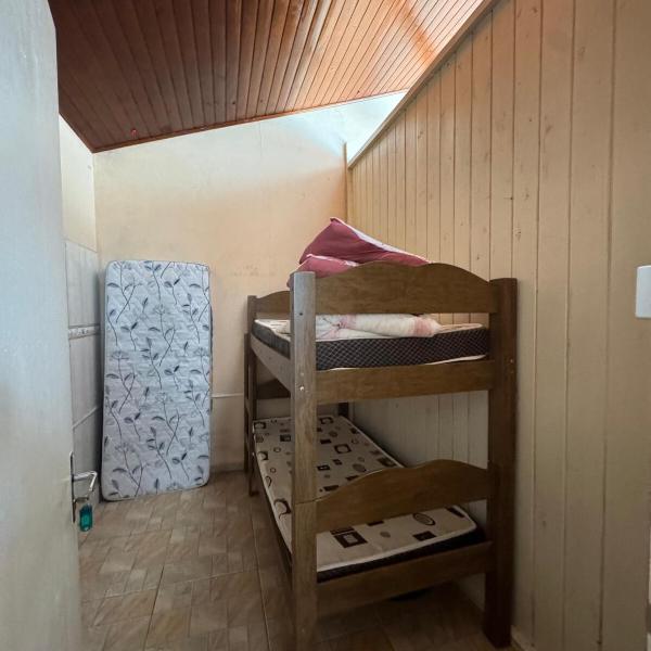 Edícula completa com piscina, churrasqueira e mesa de sinuca - Foto 2