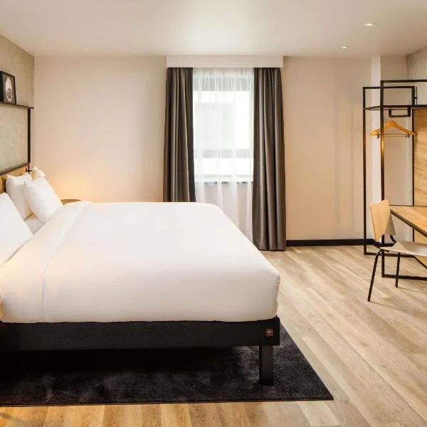 ibis London Sutton Point, hotel in Sutton