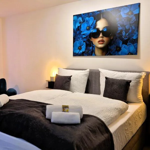 NAVIA Vela Premium - Parkplatz, Boxspringbett & Balkon, hotelli Koblenzissa