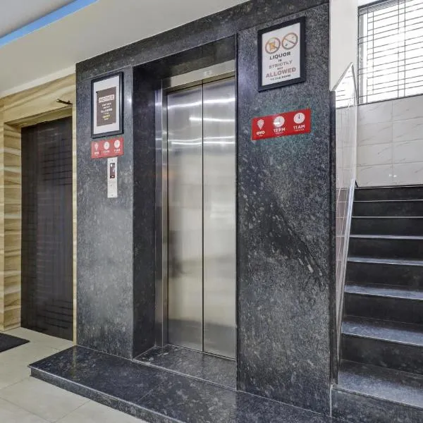 Super Hotel O Alfa Inn, hótel í Bangalore