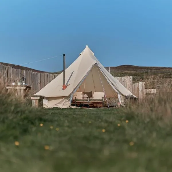 Tomnauld Farm، فندق في بيتلوكري