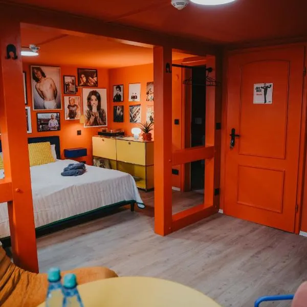 sleepArt music, хотел в Целе