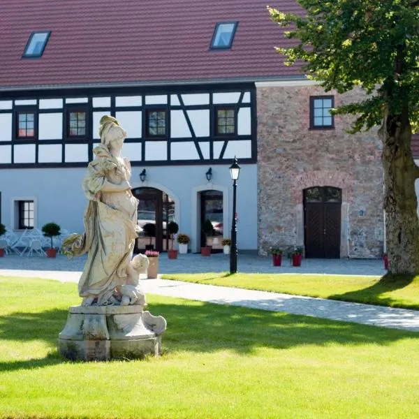 Pałac Łagów - Hotel, hotel v destinaci Zhořelec