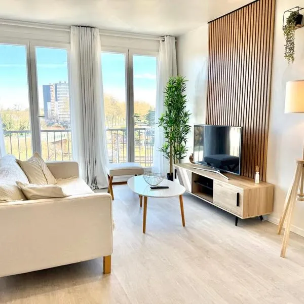 Douceurs de Jeanne - Appartement 2 chambres au pied de la gare, hotel u gradu Orlean