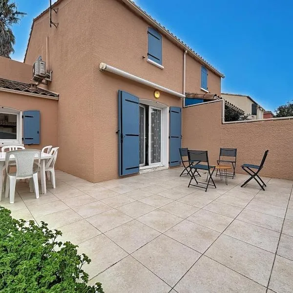 Villa Closia - Maison de vacances à 50mètres de la plage - Climatisation et Wifi, hotel a Gruissan