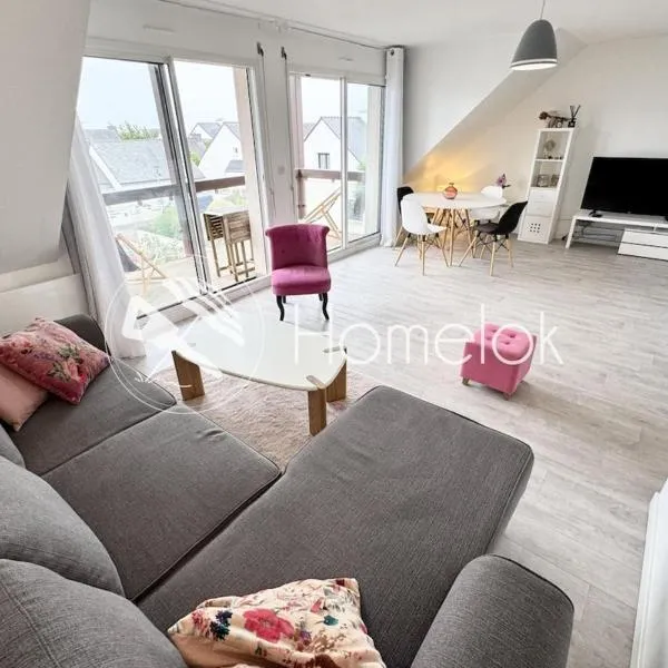 Charmant T2 au calme balcon exposé plein sud: Larmor-Plage şehrinde bir otel