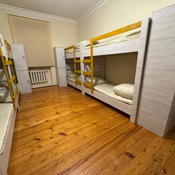 Hostel Caravanserai, Hotel in Baku