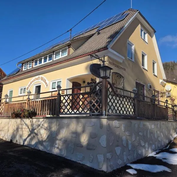 Zu-Haus, ξενοδοχείο σε Peterdorf