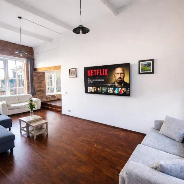 Central Apt, Parking, Walk to Shops, Bars & Trains – hotel w Liverpoolu