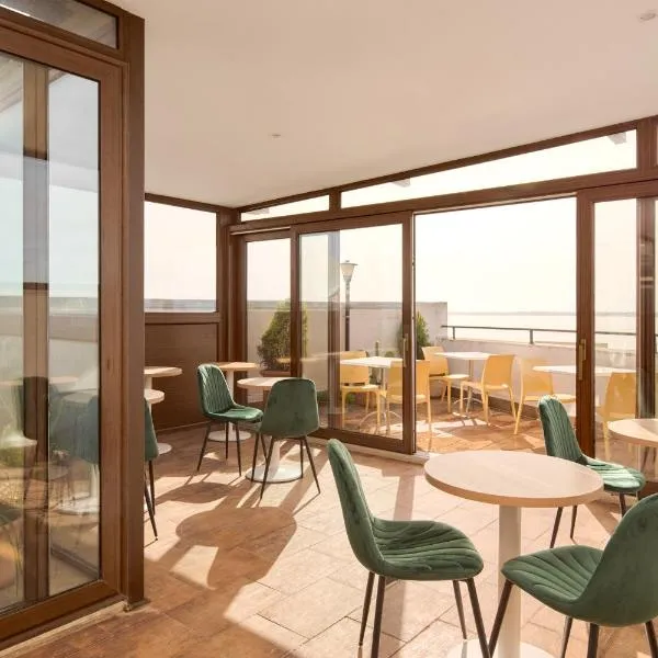 Hotel Centrale، فندق في سيراكوزا