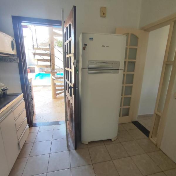 Casa Grande com piscina e churrasqueira a 400m da praia - Foto 5