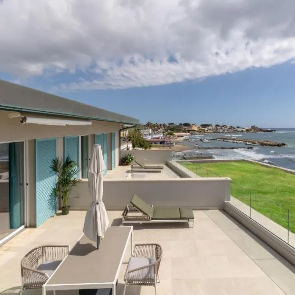 Le Suites sul Mare di Esterina, hotel in Civitavecchia