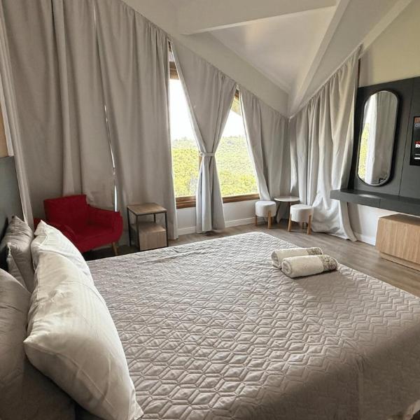 Luxuoso apartamento de 3 suítes frente rua torta - Foto 2