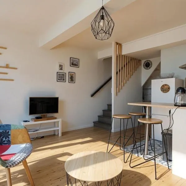 La Bonne Adresse - T2 - Montluel, hotel v destinácii Montluel