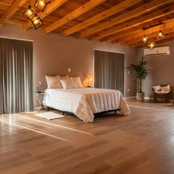 Alojamiento Los Sauces, hotel a Villaguay