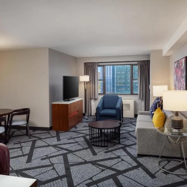 DoubleTree by Hilton Hotel & Suites Pittsburgh Downtown, hotel u gradu 'Pittsburgh'