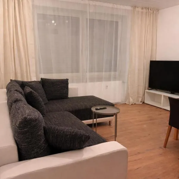 WhiteWood-Apartment Bottrop - Near Skihalle، فندق في بوتروب
