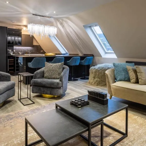 Arran Shores Luxury Shorefront Penthouse Suite 13, hotel v destinaci Lamlash