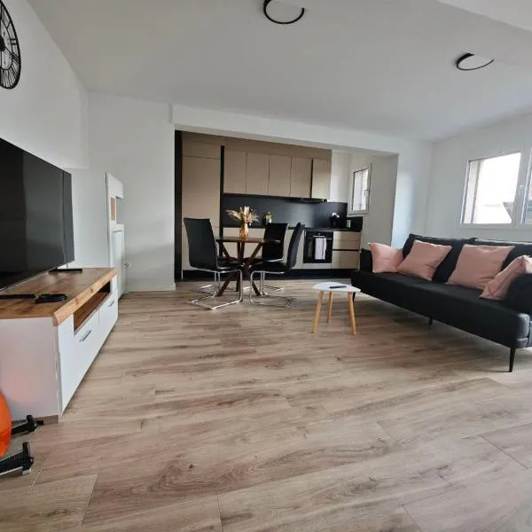 Premium furnished residence for business and family stays - Grandson, hotel Grandsonban