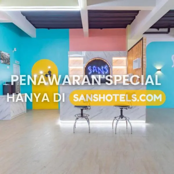 Sans Hotel Sky Home Syariah Tegal, hotel en Tegal