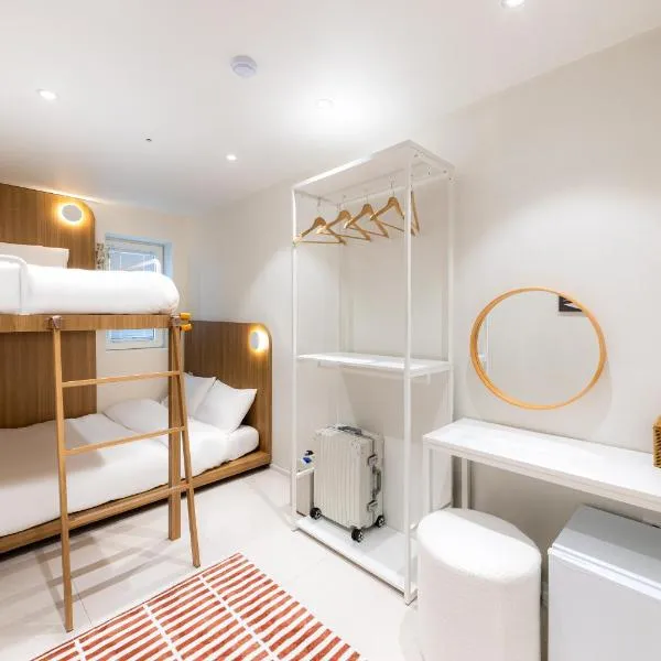 Slowon Hongdae, hotel v Soule