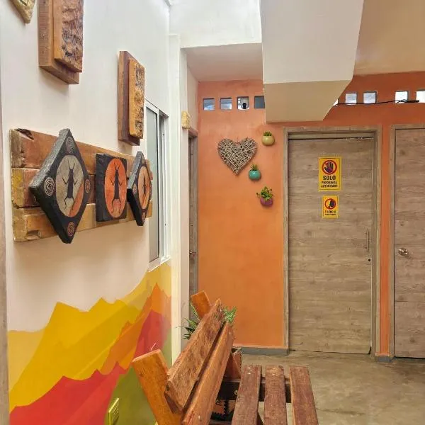 Hotel Anauco، فندق في بوكارامانغا