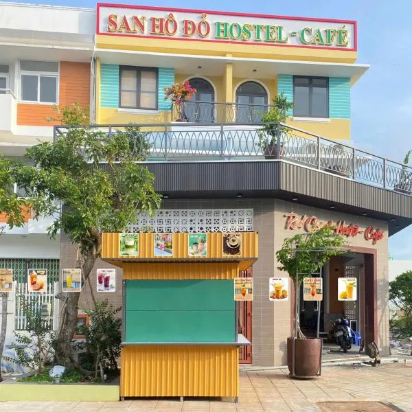 SAN HÔ ĐỎ HOSTEL - CAFé, hotel in Rạch Giá