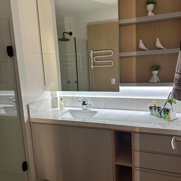 Apto 2 quartos - Garagem a 1 quadra do mar - Foto 3