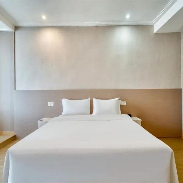 TOWO 上品酒店上饶步行街万达广场店 TOWO Hotel Shangrao Shuinan Cultural Street Walking Street Center Square Branch, hotel Sangzsaóban